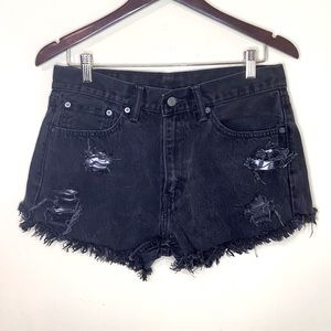 Vintage Levi’s Distressed Washed Black Cutoff Shorts Women’s Size 32/12